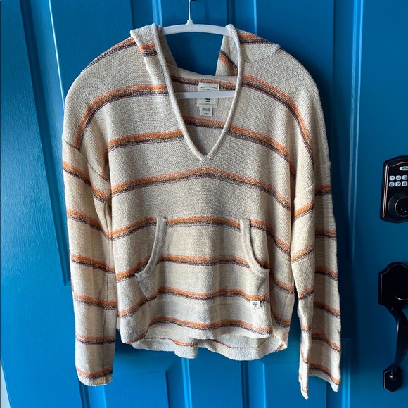 Billabong Tops - Billabong pullover hoodie